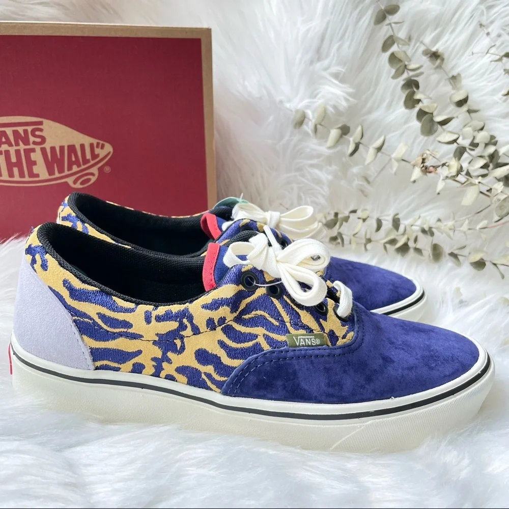 Vans ComfyCush Era Bugs Blueprint W8.5 VN0A3WM9WWG NIB
